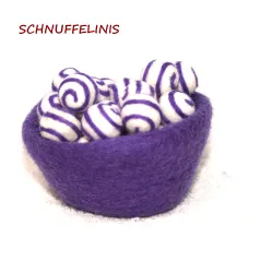 Felt balls swirl - 18 purple