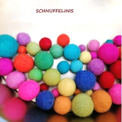 Felt balls 4sizes mix