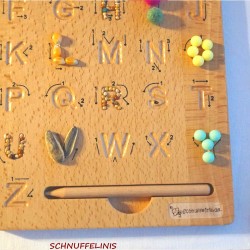 Montessori ABC Schreibtafel Buchstaben