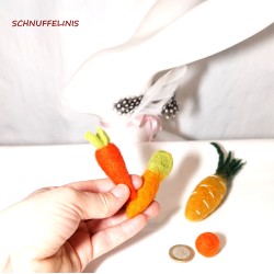 felt carrots