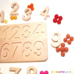 Learning numbers, number range 0 to 9, felt balls, wooden numbers