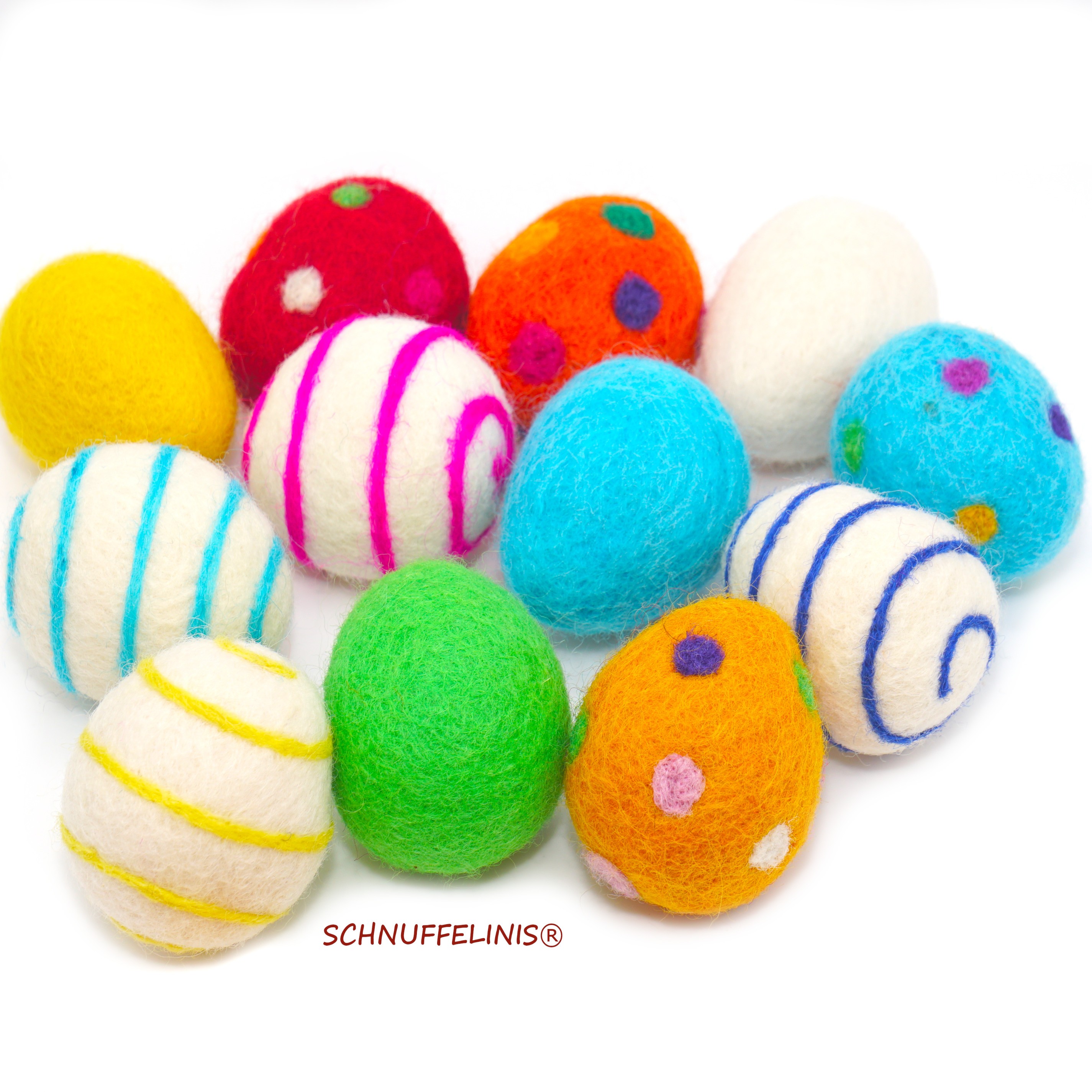 Easter eggs with patterns